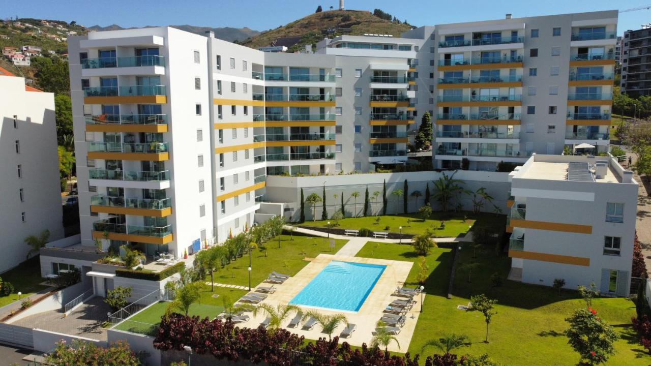 Rainbow Apartment By Lovelystay Funchal  Exterior photo